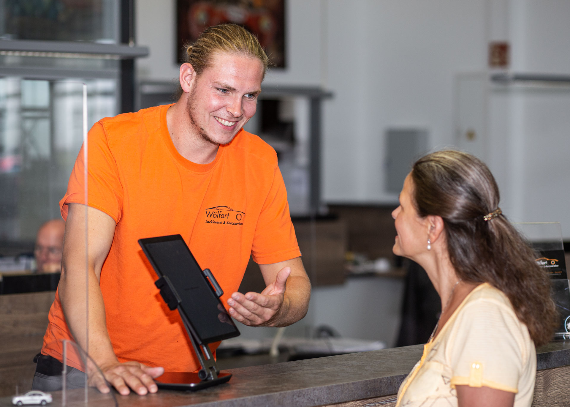 Beratung und Service Beratung und Service